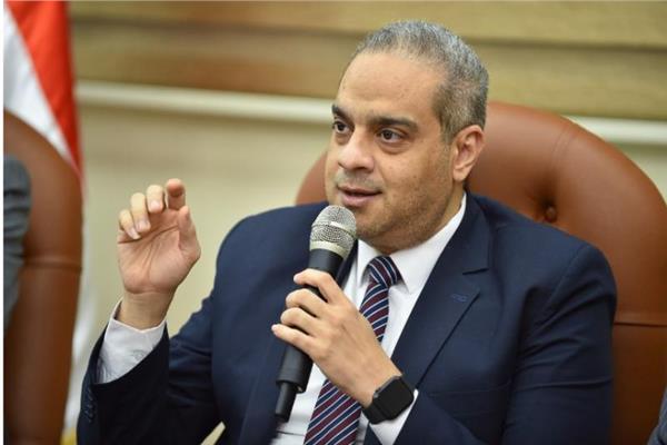 الدكتور تامر عصام: الاكتفاء الذاتي بنسبة 94% من إجمالي مبيعات سوق الدواء المصري 